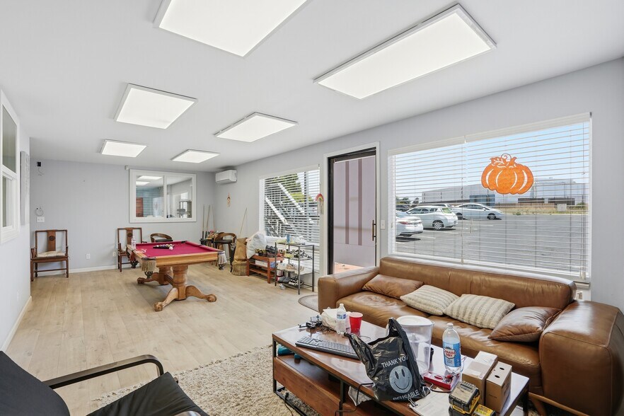 More Photos Of 2141 10th St, Los Osos Drugstore For Sale