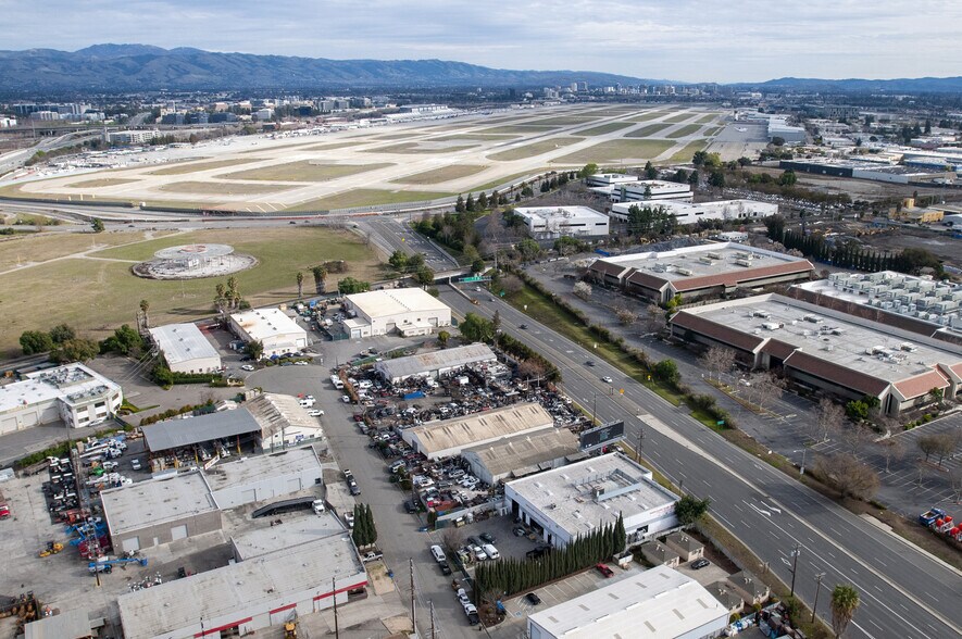 More Photos Of 790 Comstock St, Santa Clara Auto Salvage Facility For Sale