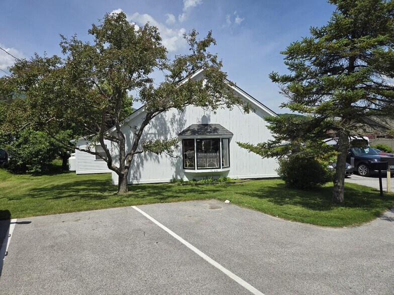 More Photos Of 4570 Main St, Manchester Center General Retail For Sale