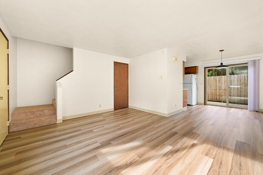 More Photos Of 3330 Northwest Ave, Bellingham Multifamily For Sale