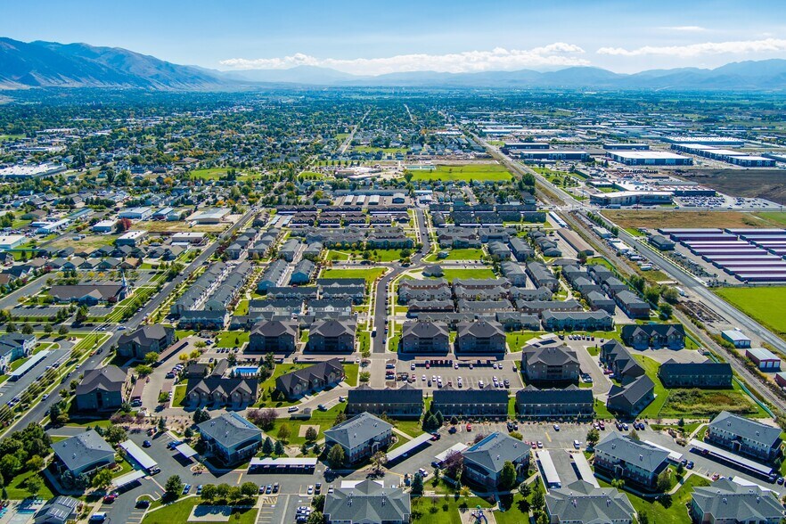 More Photos Of 415 Suncrest Ln, Logan Apartments For Sale