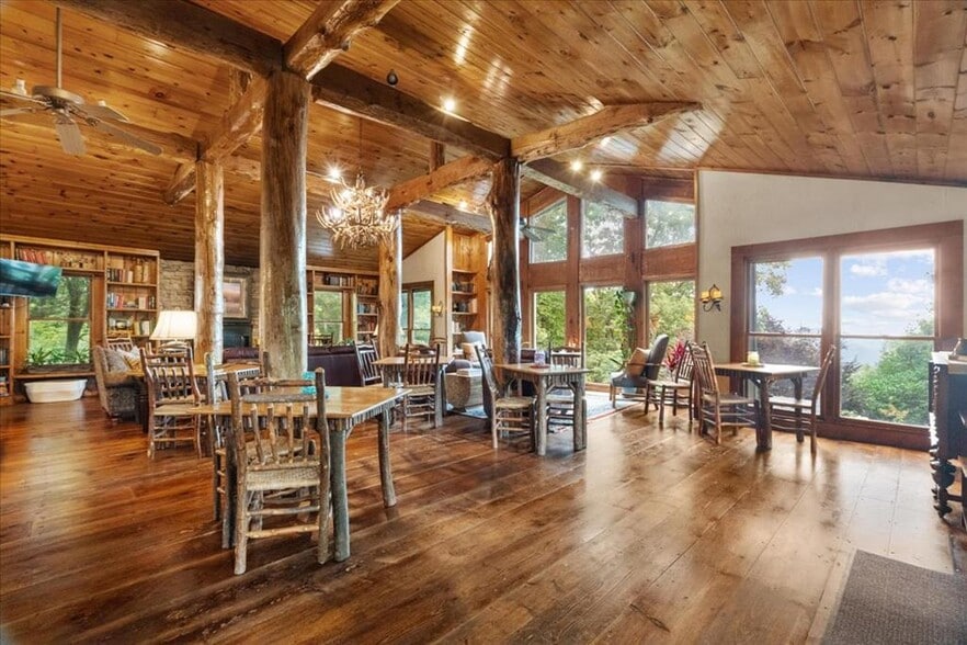 Primary Photo Of 9440 GA-52, Chatsworth Hospitality For Sale