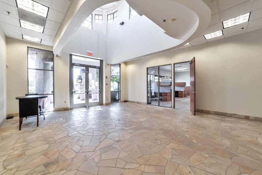 More Photos Of 11540 S Eastern Ave, Henderson Medical For Lease