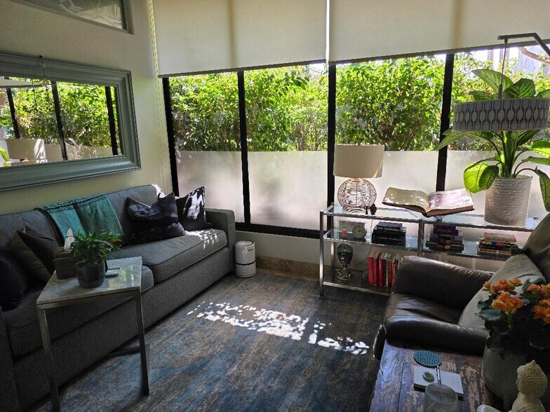 More Photos Of 1247 7th St, Santa Monica Medical For Lease