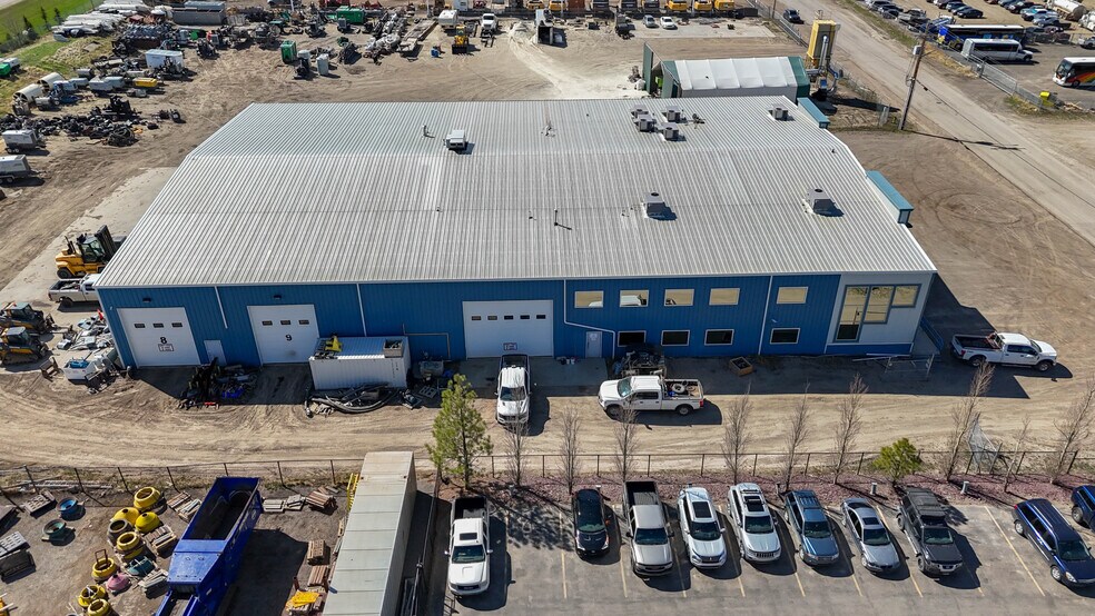 More Photos Of 609B Mccool Street, Crossfield, Crossfield Warehouse For Lease