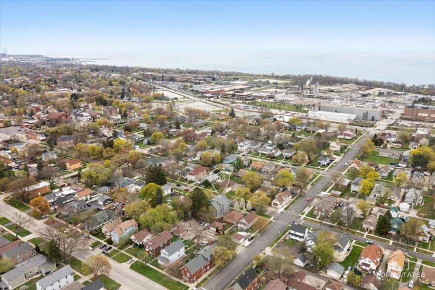 More Photos Of 1542 Victoria Ave, North Chicago Apartments For Sale