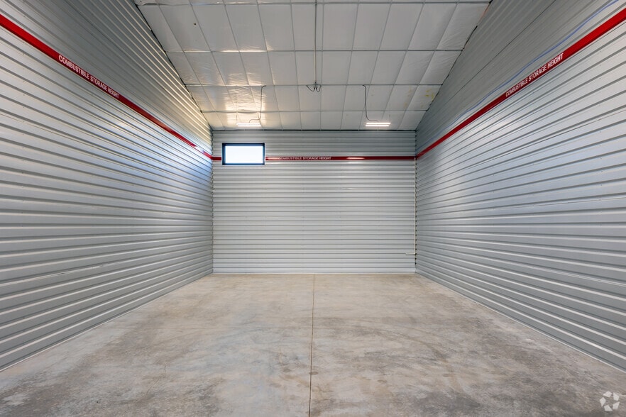 More Photos Of 9658 Havana St, Commerce City Warehouse For Sale