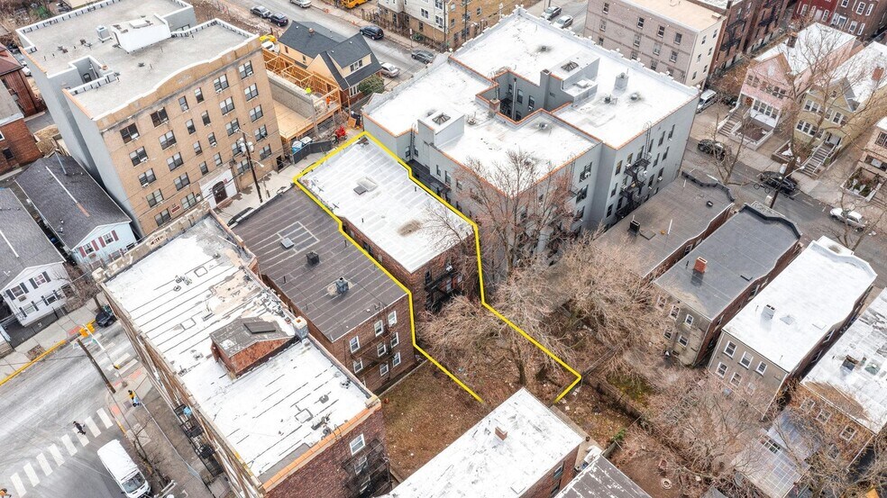 More Photos Of 91 Bergen Ave, Jersey City Apartments For Sale