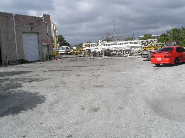 More Photos Of 2201-2221 NW 22nd St, Pompano Beach Flex For Lease