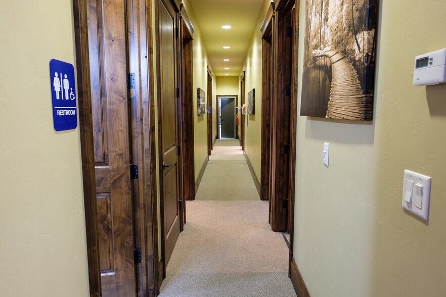 More Photos Of 1335 Enterprise St, Idaho Falls Warehouse For Lease