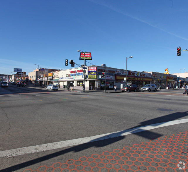 Primary Photo Of 701 Alvarado St, Los Angeles Storefront For Lease