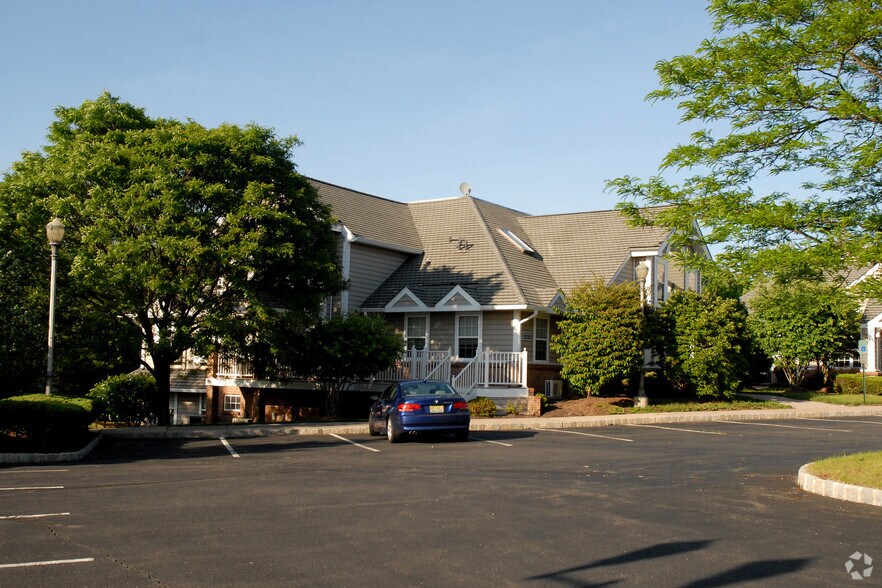 More Photos Of 23 State Route 31 N, Pennington Office For Lease