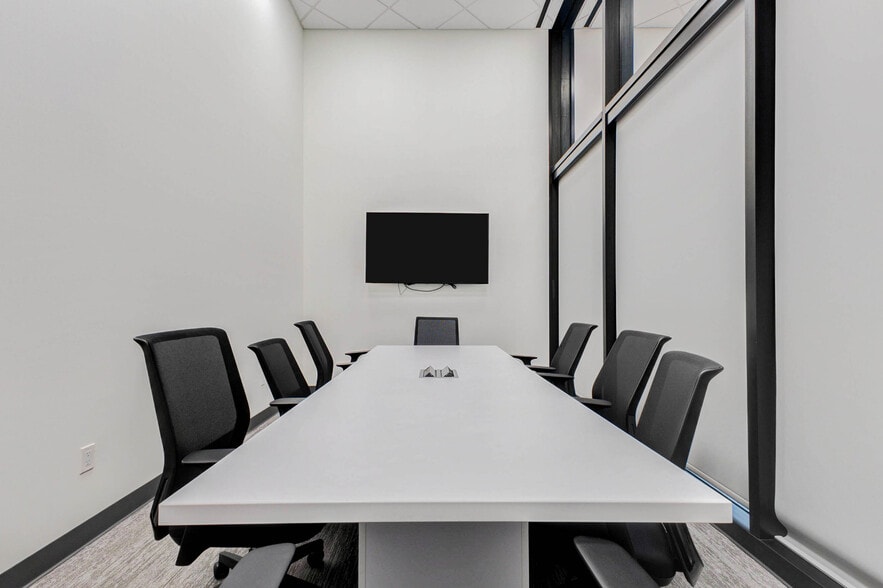 More Photos Of 1800 Bering Dr, Houston Office For Lease