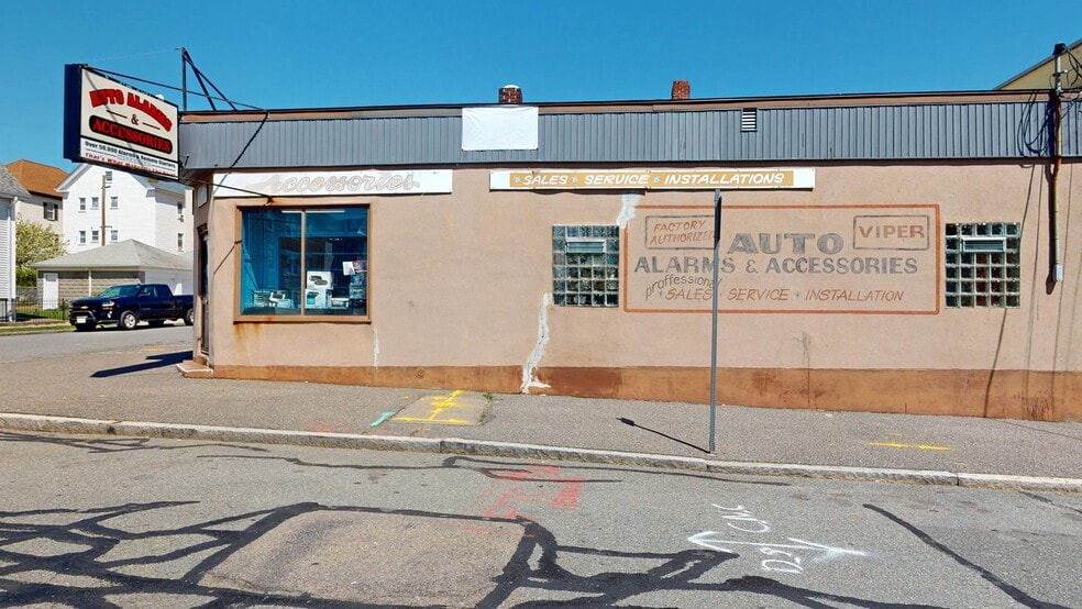 More Photos Of 101 Nash Rd, New Bedford Storefront For Sale