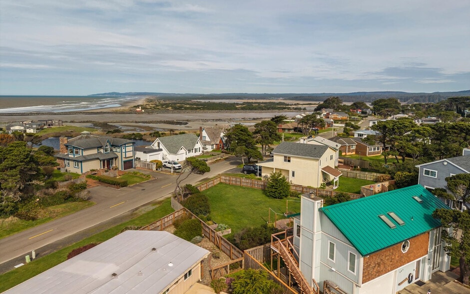 More Photos Of Ocean Dr SW @ Jackson Ave SW, Bandon Land For Sale