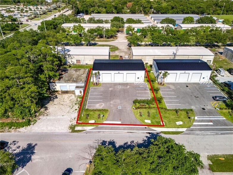 More Photos Of 916 19th Avenue ave, Vero Beach Industrial For Sale