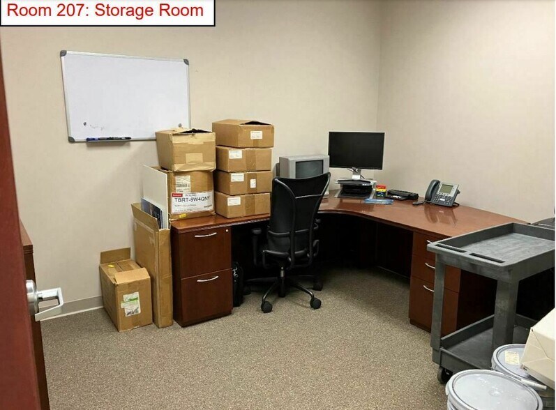 More Photos Of 639 Executive Pl, Fayetteville Medical For Lease
