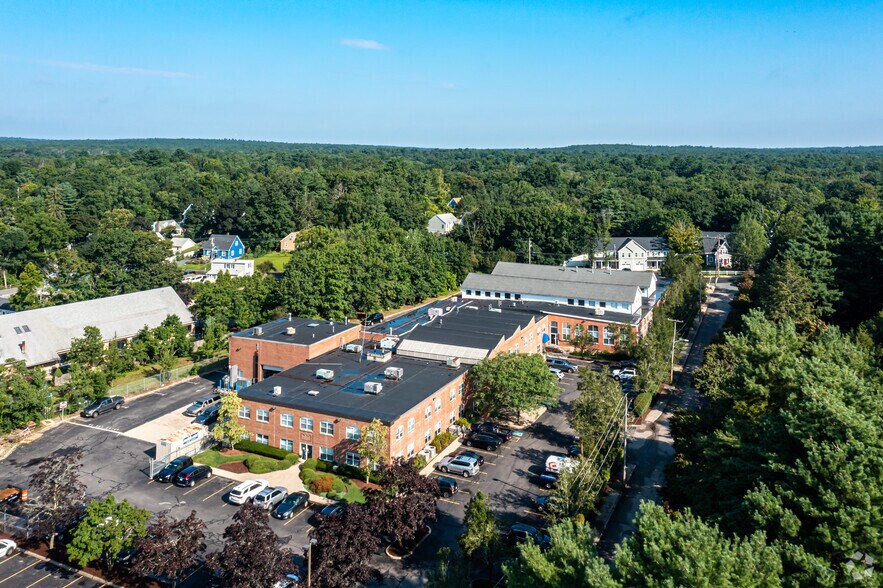 More Photos Of 50 Oliver St, North Easton Office For Lease
