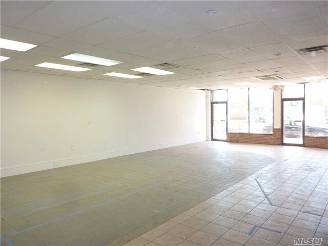 More Photos Of 165-167 E Park Ave, Long Beach Storefront Retail Office For Sale
