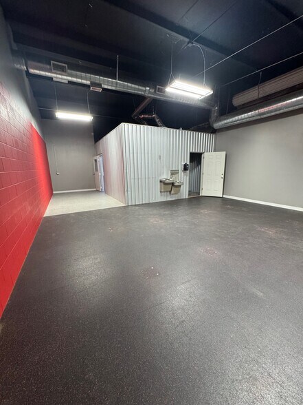 More Photos Of 12780 W State Highway 29, Liberty Hill Unknown For Lease