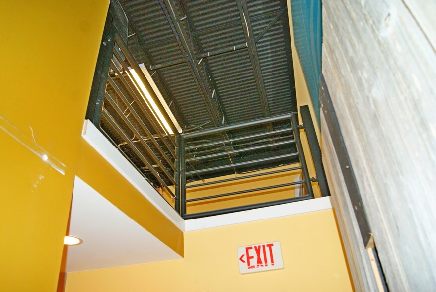 More Photos Of 1155 E Atlantic Ave, Delray Beach General Retail For Lease