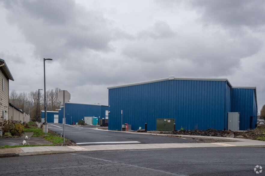 More Photos Of 600 Mitchell Ave, Woodland Warehouse For Lease