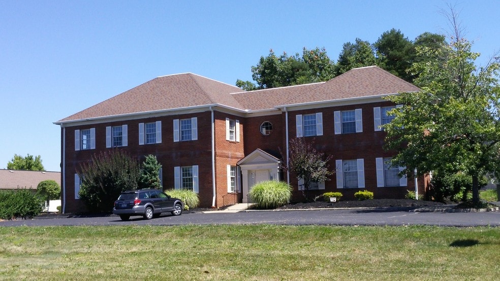More Photos Of 10235 Brecksville Rd, Brecksville Office For Lease