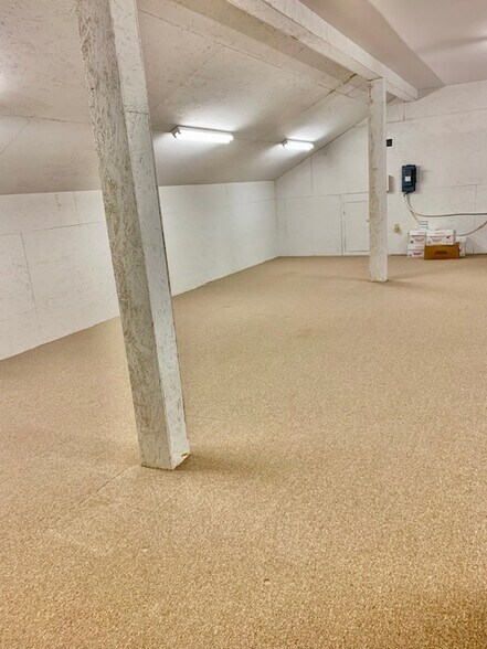 More Photos Of 2421 Brookstone Centre Pky, Columbus Medical For Lease