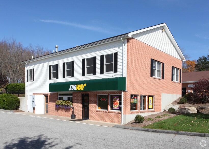 Primary Photo Of 31 Halls Hill Rd, Colchester Storefront Retail Office For Lease