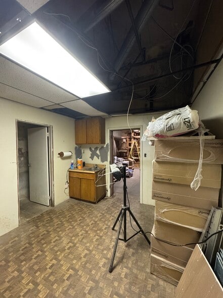 More Photos Of 725 Main St, Lafayette Storefront For Sale