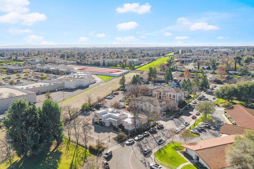 More Photos Of 5309 Carrington Cir, Stockton Healthcare For Sale