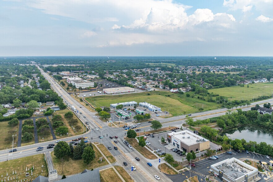 More Photos Of 4751-4767 Sauk Trl, Richton Park General Retail For Lease