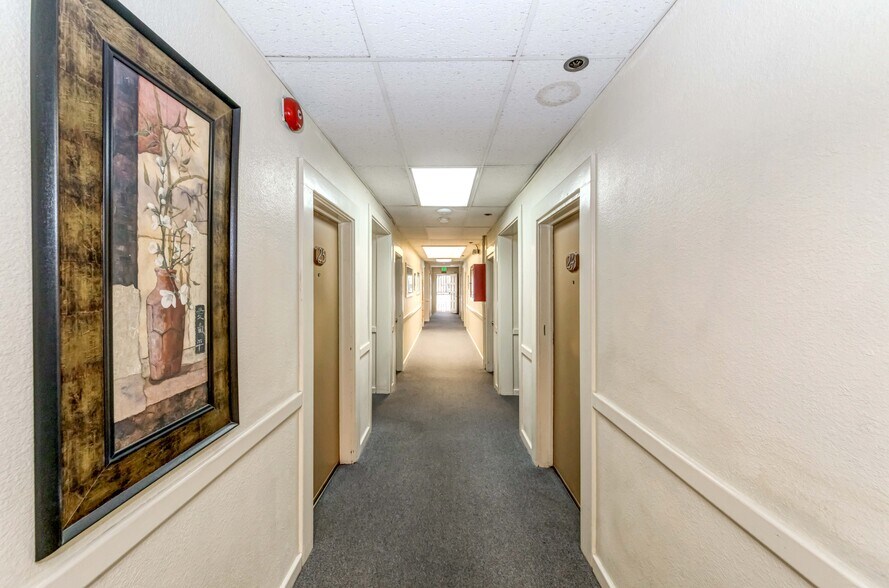 More Photos Of 325-329 E 1st St, Los Angeles Hotel For Sale