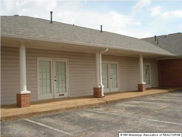 More Photos Of 8727 Northwest Dr, Southaven Medical For Lease
