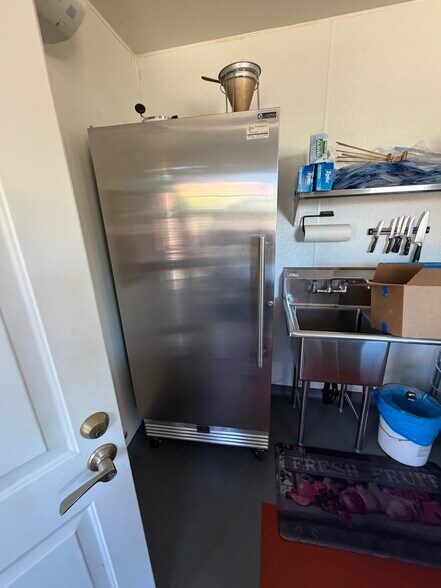 More Photos Of 720 E Washington St, Petaluma Office For Sale