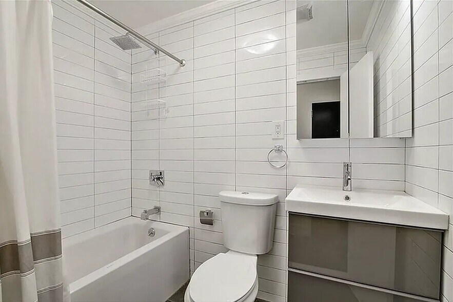 More Photos Of 532 6th Ave, Brooklyn Apartments For Sale