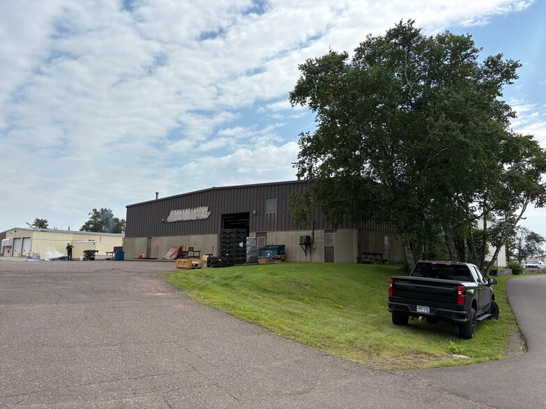 Primary Photo Of 4110-4112 W Superior St, Duluth Manufacturing For Sale