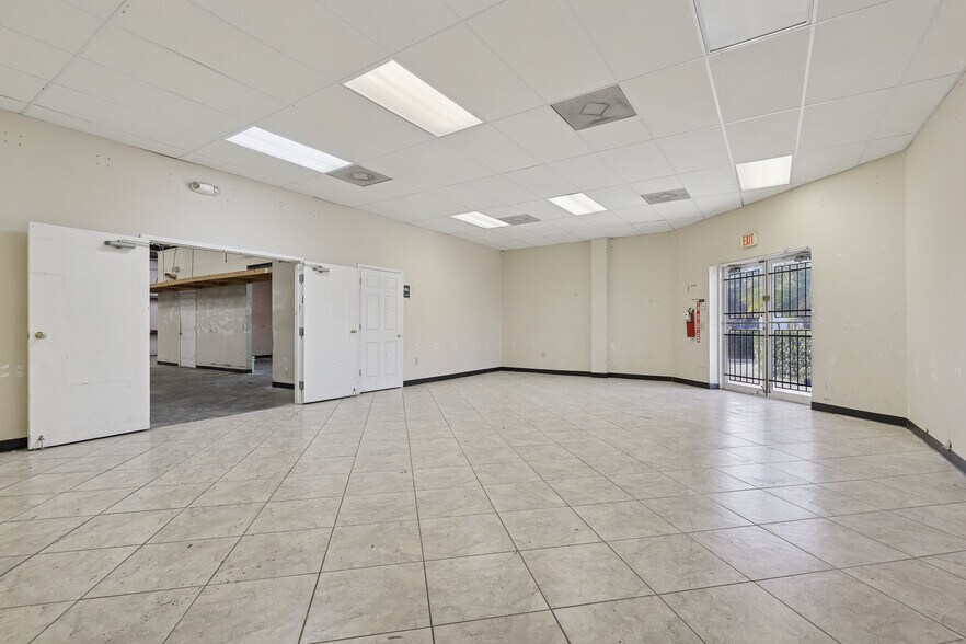 More Photos Of 711 Cassat Ave, Jacksonville Service For Sale