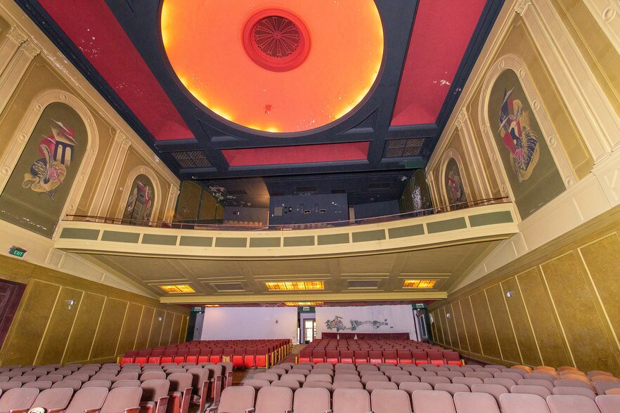 More Photos Of 401-411 N Main St, Pueblo Movie Theatre For Sale