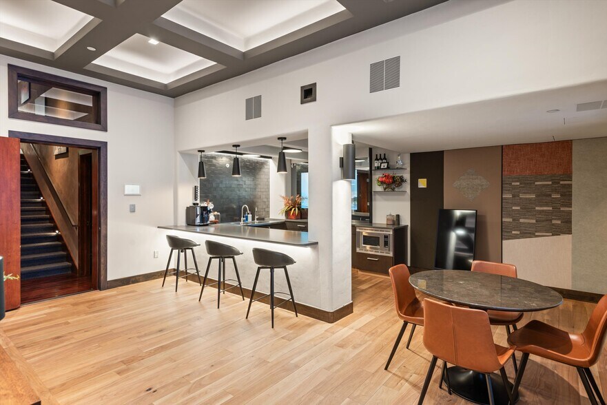 More Photos Of 601 Rio Grande Pl, Aspen Apartments For Sale