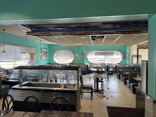 More Photos Of 51 Industrial Hwy, Essington Restaurant For Lease