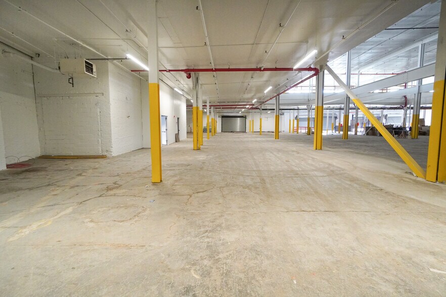 More Photos Of 845 E 136th St, Bronx Warehouse For Sale