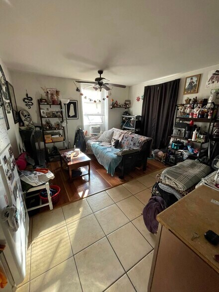 More Photos Of 128 S Market St, Frederick Apartments For Sale