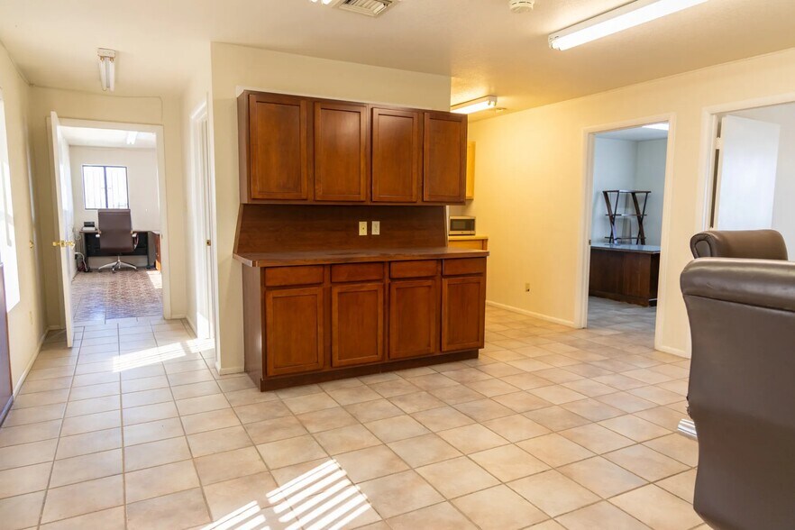 More Photos Of 6553 S Guano Rd, Eloy Warehouse For Sale