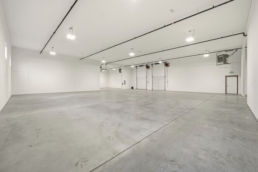 More Photos Of 1408 N Jackrabbit Ln, Belgrade Office For Sale