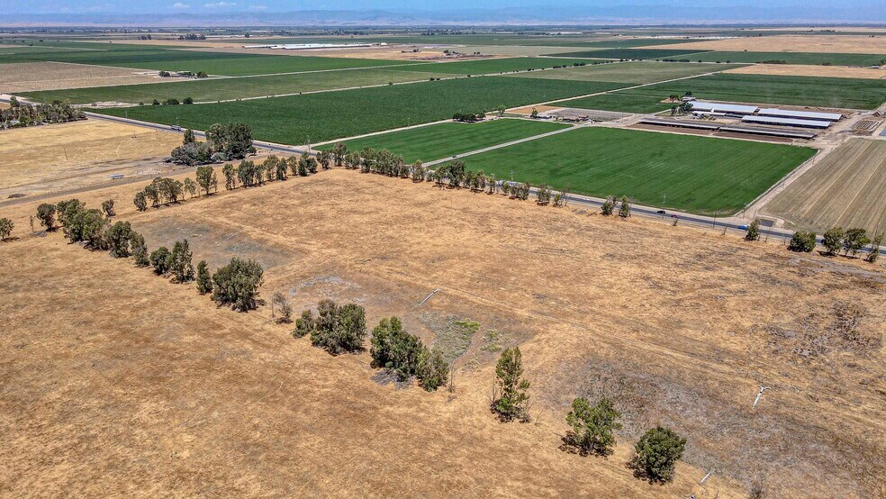 More Photos Of 30 W Sandy Mush Rd, Merced Industrial For Sale