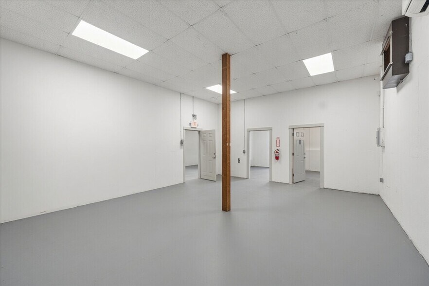 More Photos Of 2546 US-101, Ilwaco Industrial For Sale