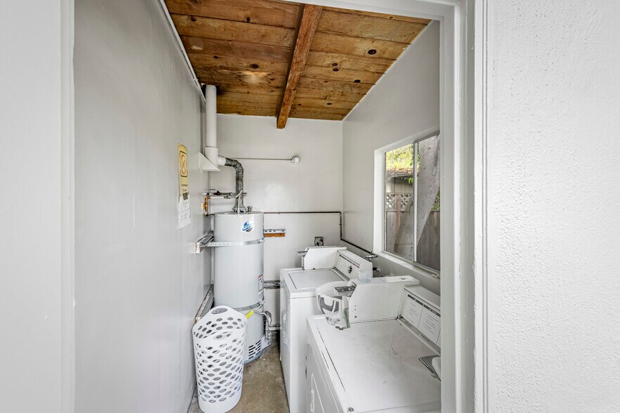 More Photos Of 310 Gladys Ave, Mountain View Apartments For Sale
