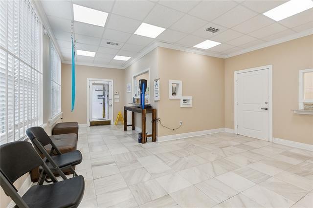 More Photos Of 301-303 S Broad St, New Orleans Office Residential For Sale