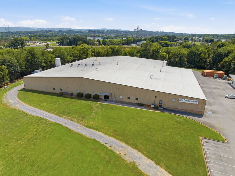 Primary Photo Of 1709 Henry G. Lane St, Maryville Warehouse For Sale